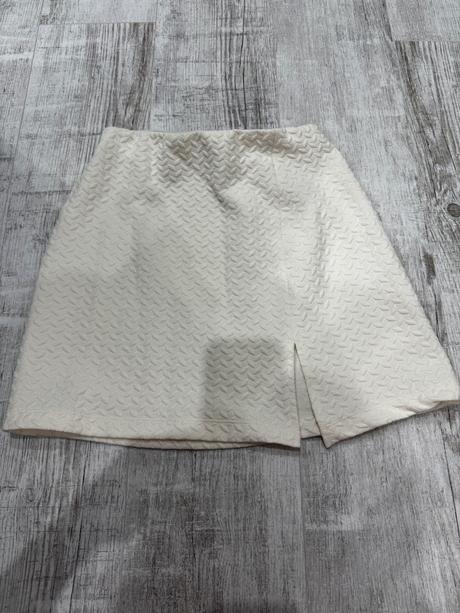 Krémová sukňa s rozparkom, reserved,s