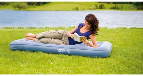 Nafukovací kempingový matrac,