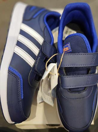 Nove velkost 34 pc okolo 40 eur, adidas,34