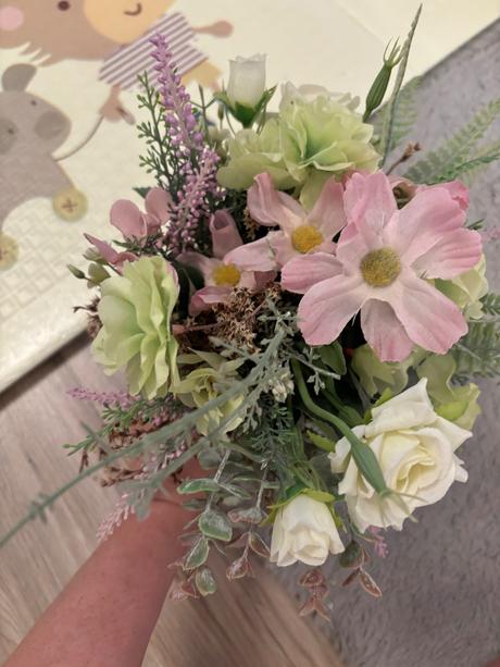 Kytica umelé kvety + kvetináč, 