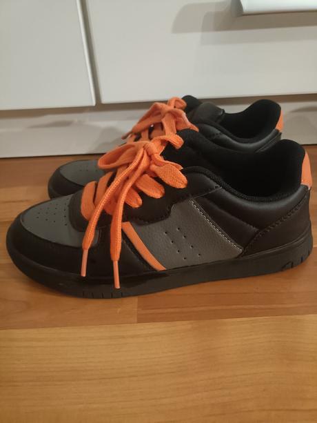 Tenisky na jar/jesen, 35