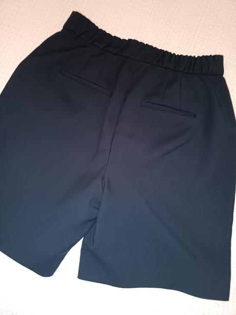 Reserved elegantné šortky, reserved,l