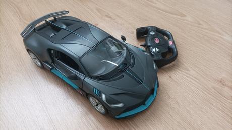 Auto na diaľkové ovládanie bugatti, 