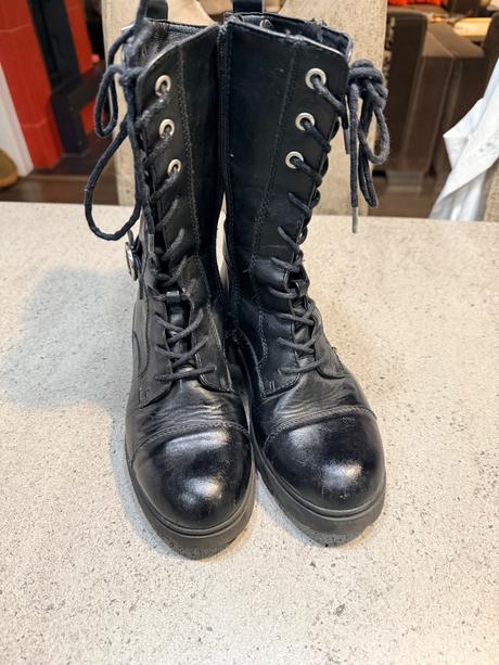 Kožené čižmy, graceland,35