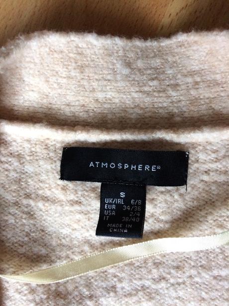 Krásny sveter na gombíky s, atmosphere,s
