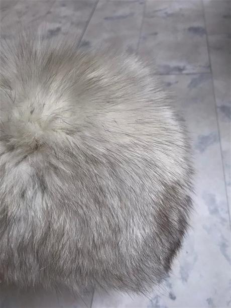Kožušinová čiapka strieborná polárna líška, l