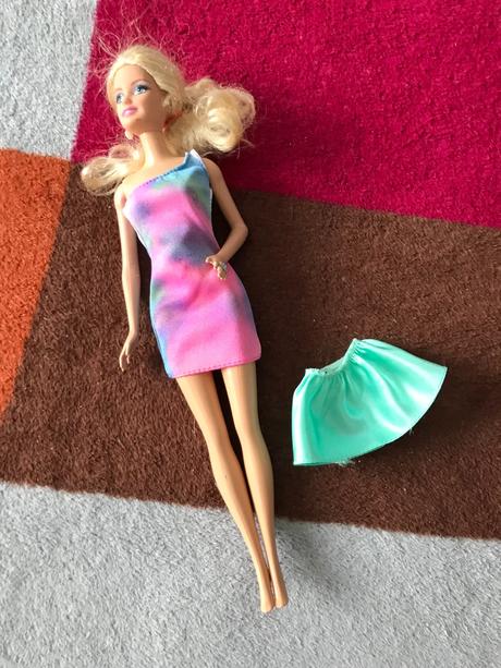 Šaty a suknička pre barbie,