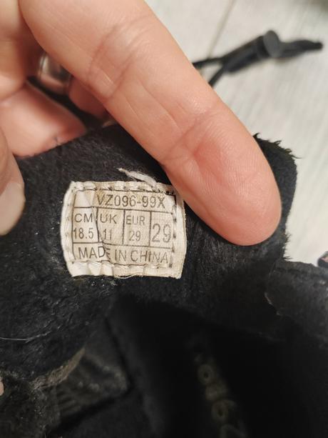 Zimne topanky crossroad, 27