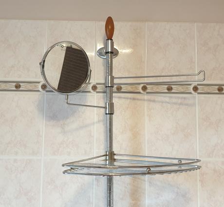 Chromový stojan do kúpelne, 