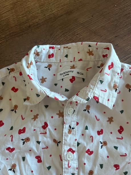 Vianočná košeľa, 98