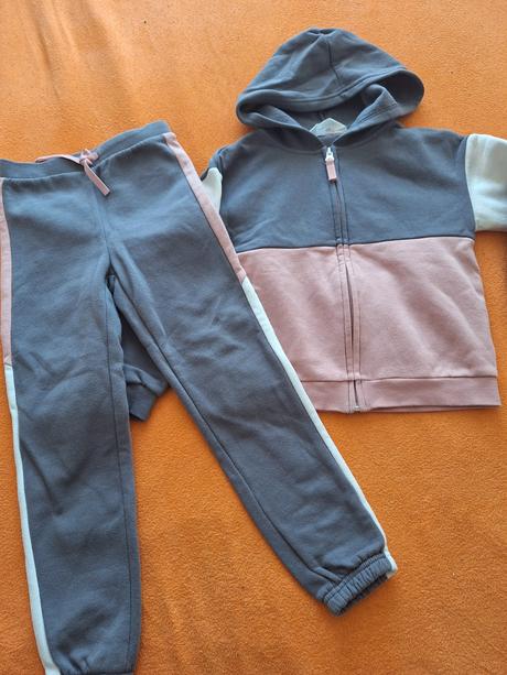 Súprava na predaj, h&m,122