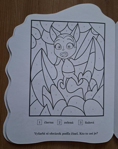 Knižka disney junior "vampirina" s aktivitami, 