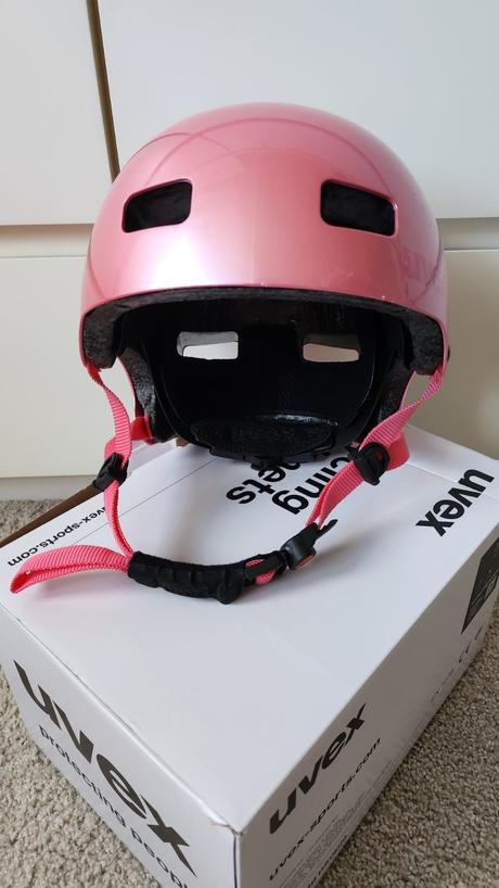 Cyklistická prilba uvex, 