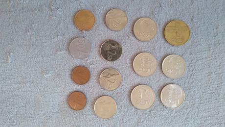 Minca koruna peniaze staré slovenské halier, 
