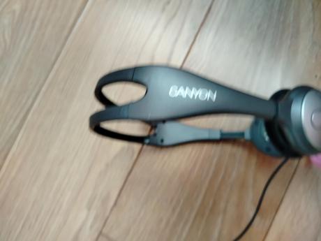 Slúchadká s mikrofónom, 