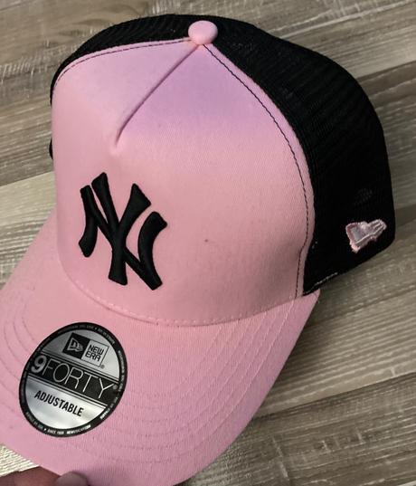 Krásna šiltovka new era, 