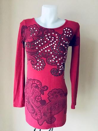 Pulóver s kamienkami, s