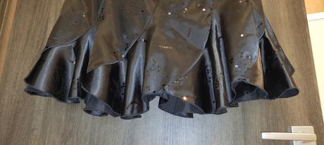 Elegantná sukňa s filtrami, xl