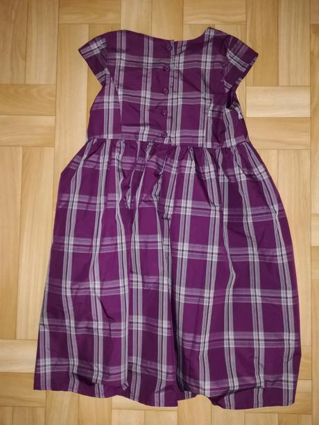 Saty vel. 122, c&a,122