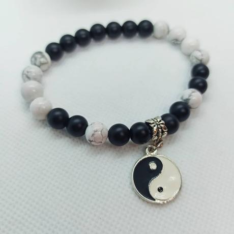 Handmade náramky z prírodných kameňov a iné,