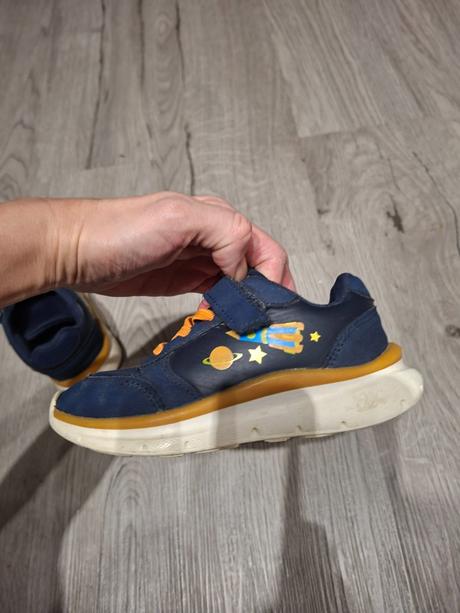 Modré tenisky s obrázkami, lupilu,27