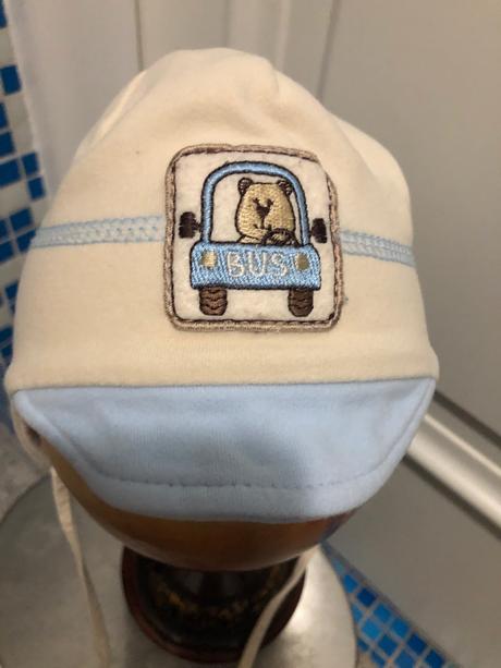 Čiapočka so šiltom, broel,36