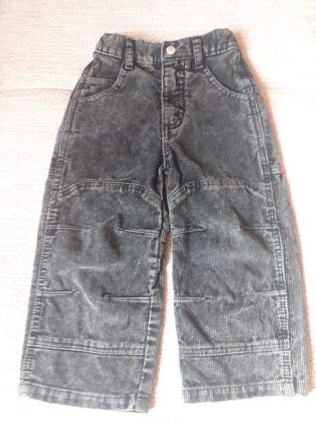 Detské menčestrové nohavice, 104