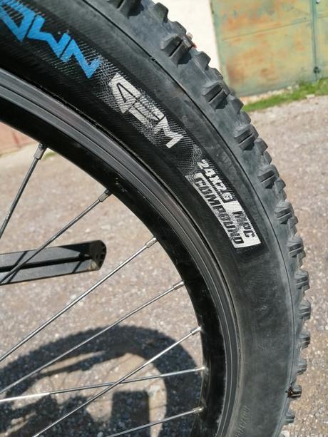 Kona- hula veľ.24, kona,24