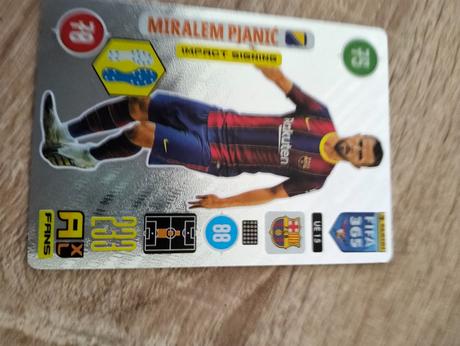 Predám futbalové karty, 