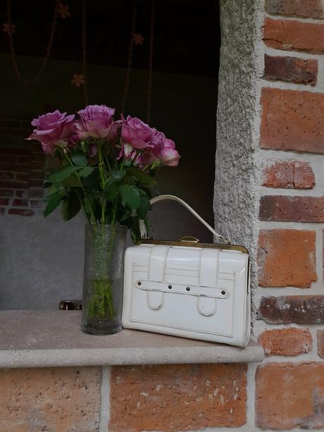 Retro lakovaná kabelka, 