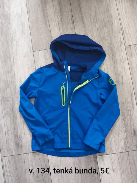 Tenká bunda 134, decathlon,134