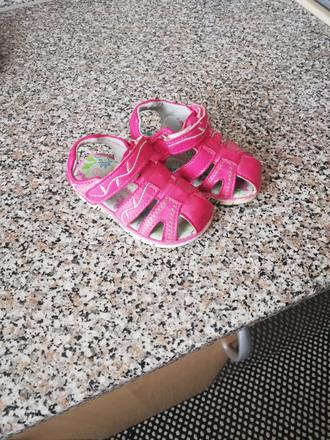 Dievčenské sandále, 20