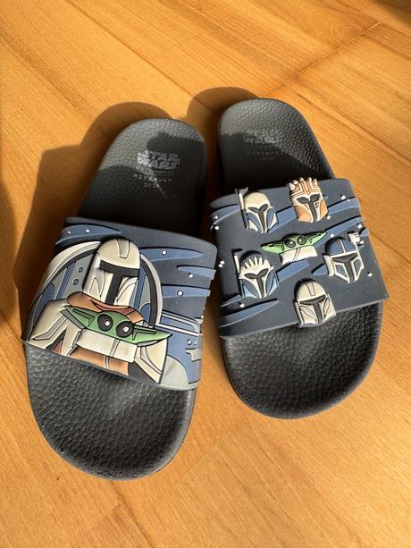 Šlapky reserved v. 32/33 (cca 20 cm), reserved,33