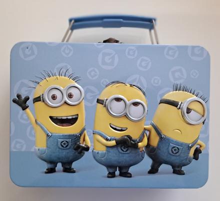 Kufrík "mimoni" + knižka, príslušenstvo, 