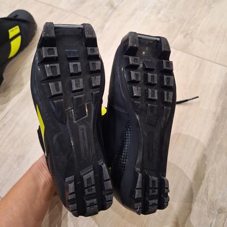 Detské bežkárske lyžiarky fischer. veľkosť 32, 32