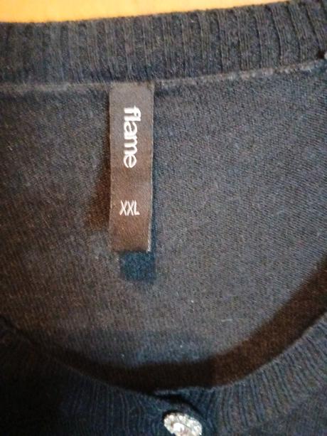 Čierny svetrík zn. flame, 46