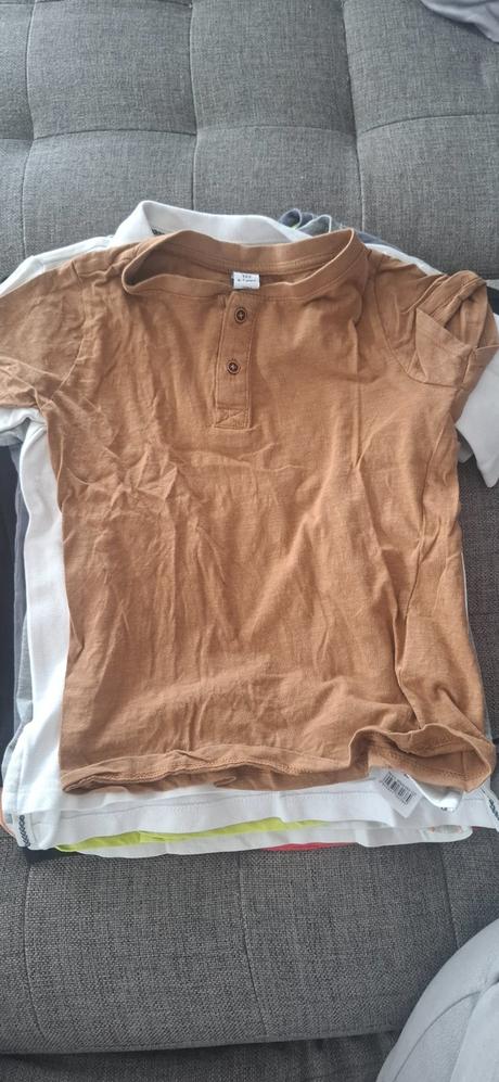 14x tricko, reserved,122