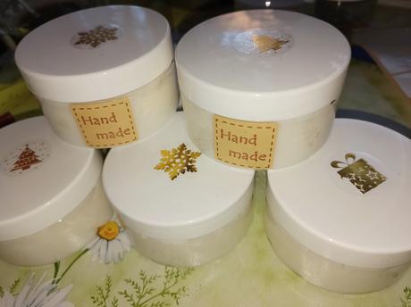 Krém s jojobovym olejom,