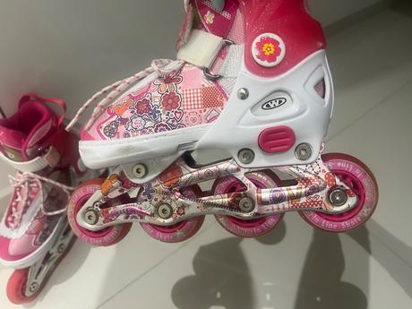 Dievčenské kolieskové korcule, 26