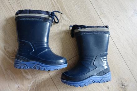 Gumenné čižmi, 22