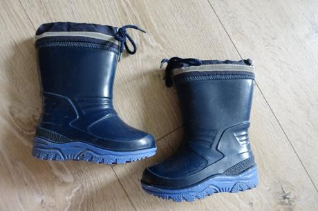 Gumenné čižmi, 22