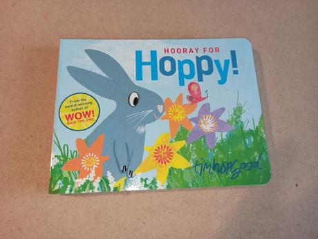 Tim hopgood hooray for hoppy leporelo, 