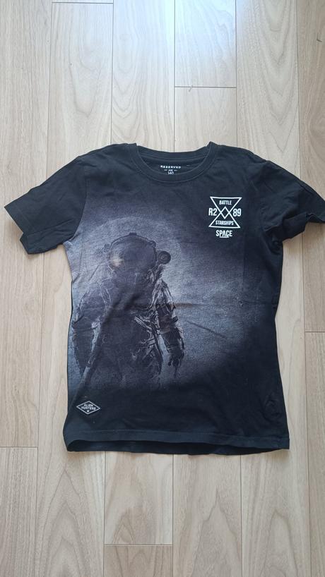 6 triciek, reserved,140