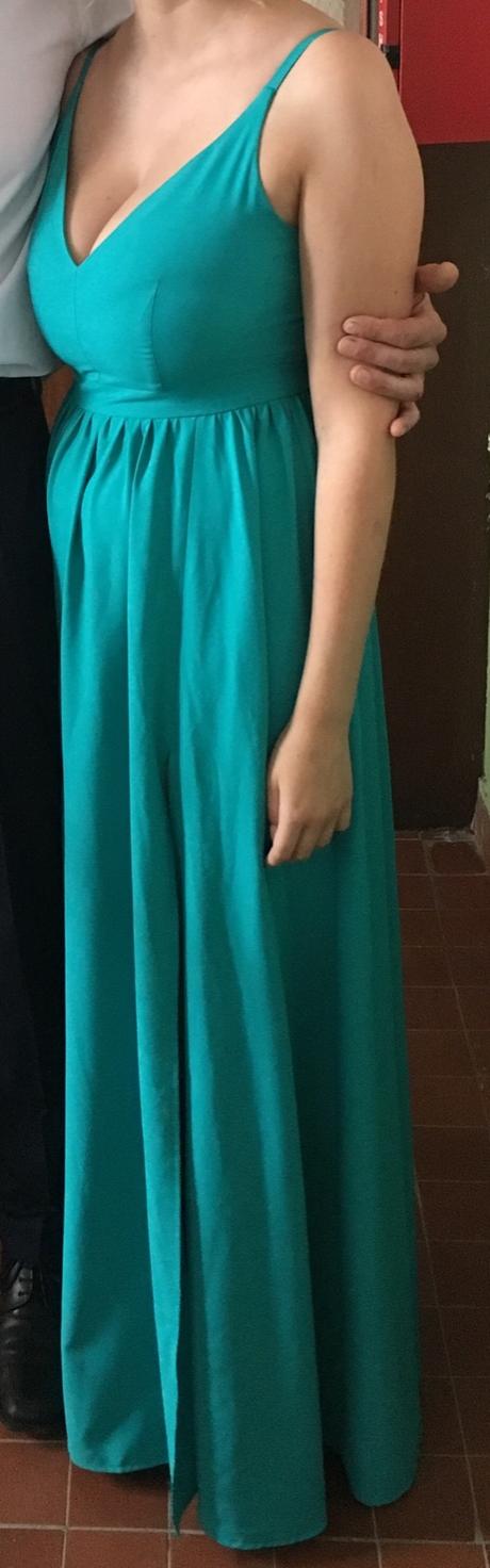 Spolocenske saty, 36