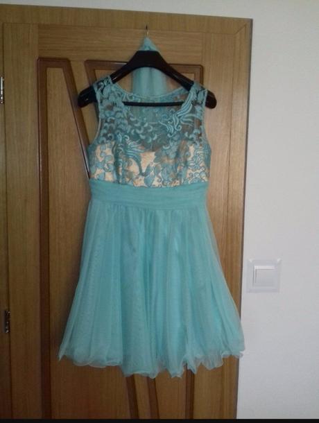 Spoločenské saty, 42