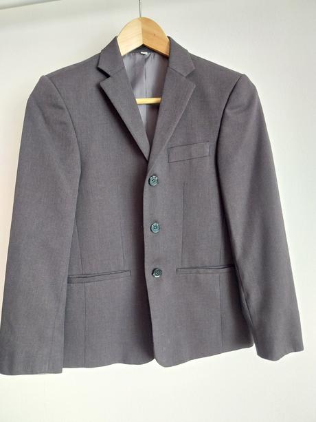 Elegantnr sako c&a, 134