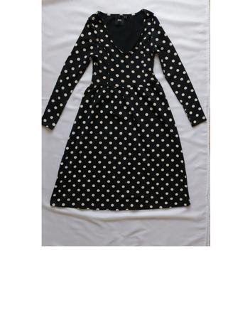 Šaty - bezchybný stav, m