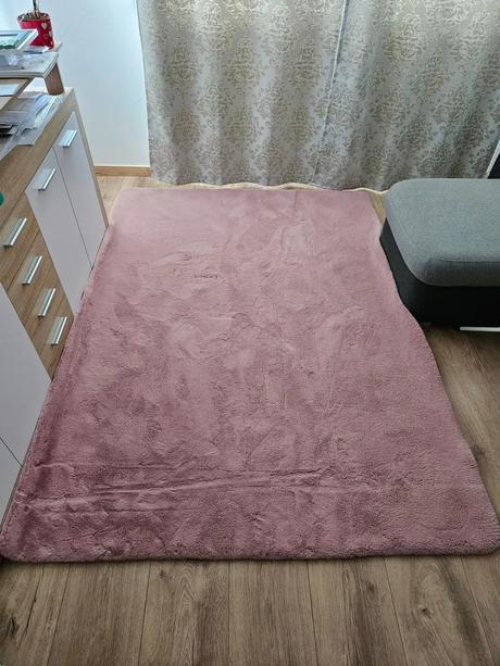 Kožušinový koberec,