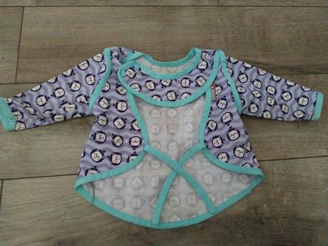 Podbradník s rukávmi, 