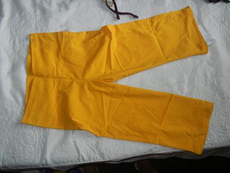 Žlté 3/4 nohavice zn. keyo, s